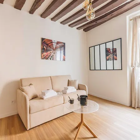 Cozy Studio- Mouffetard Jardin Du Luxembourg- Mobility Lease